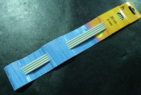 Pony Set Of Four Metal Knitting Pins Needles Length 20cm x 3mm