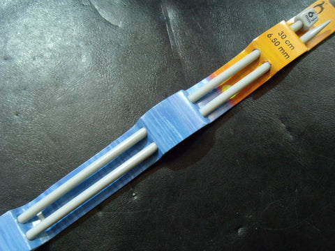 Pony Knitting Needles 30cm Long x 6.5mm (2)